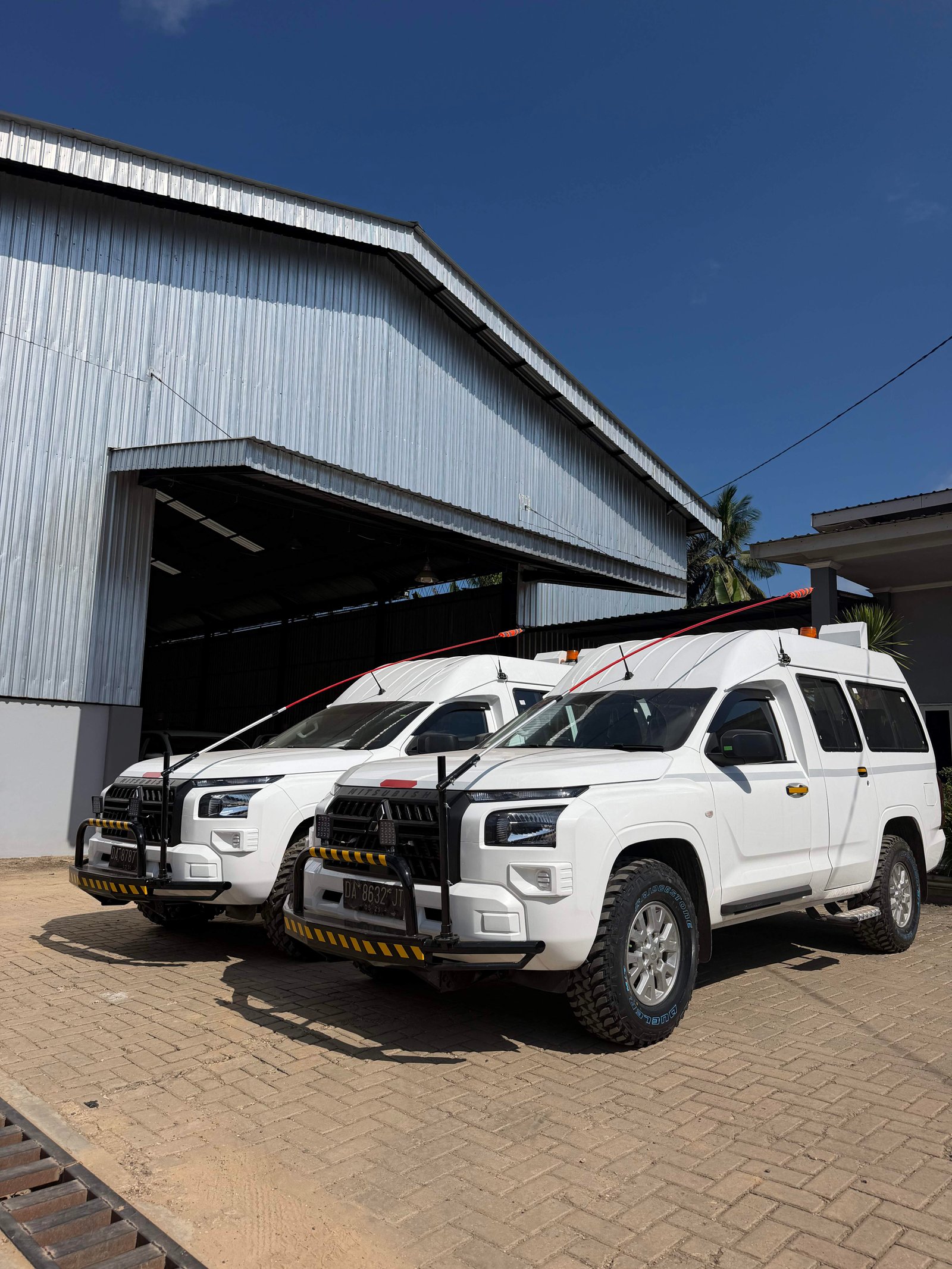 Mitsubishi Triton 4x4 (Manhaul)